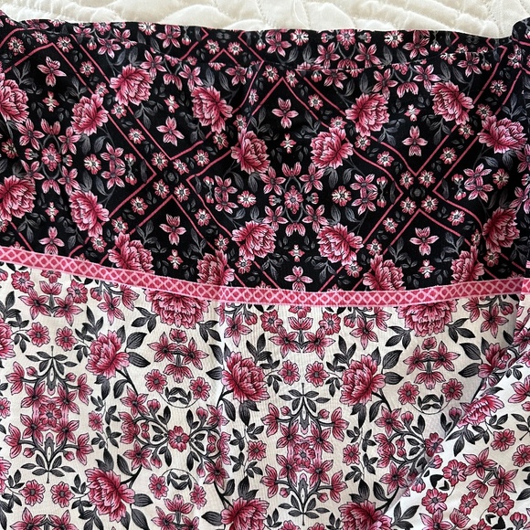 Torrid Floral Flow Pants - Picture 4 of 5